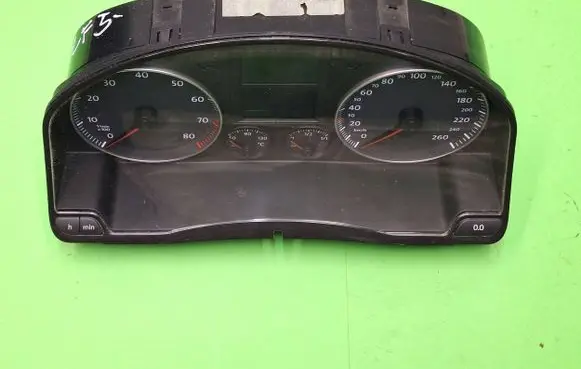 Volkswagen Golf V Speedometer (instrument cluster) 1K0920861L V0020000 VWZ7Z0E2000868