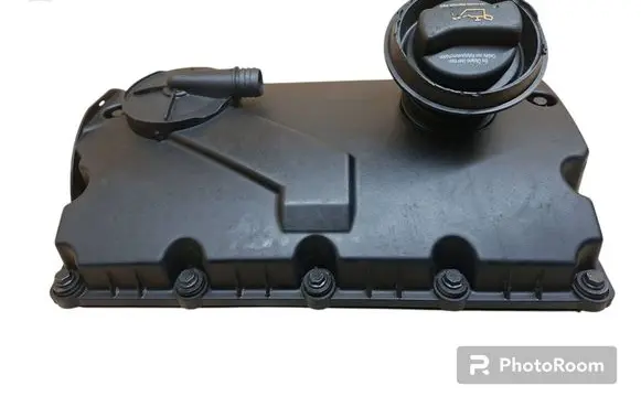 Skoda Octavia Mk2 (1Z) Rocker cam cover 038103469AH 038103469