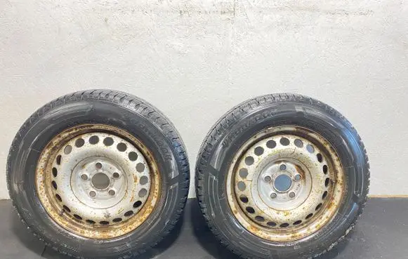 Volkswagen Transporter - Caravelle T5 R16 C winter tire 2160926