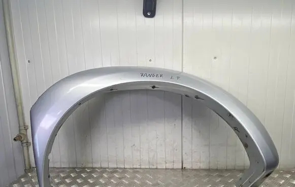 Ford Ranger Front arch trim UR969751W61