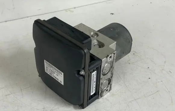 BMW X5 E70 ABS Pump 3451679828401 6798284