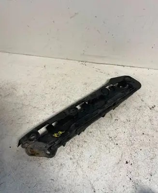 Volkswagen Touran I Front bumper mounting bracket 1T0807935 1T0807049
