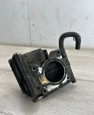 Mazda 6 Throttle valve L3R413640 125000071
