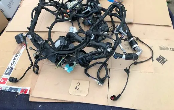 Ford Kuga III Engine installation wiring loom