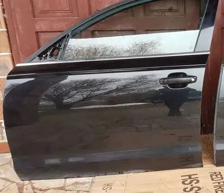 Audi A6 C7 Front door LY9B