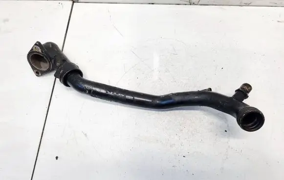 Peugeot 5008 Engine coolant pipe/hose