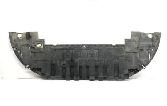 Renault Megane IV Front bumper skid plate/under tray 622350422R