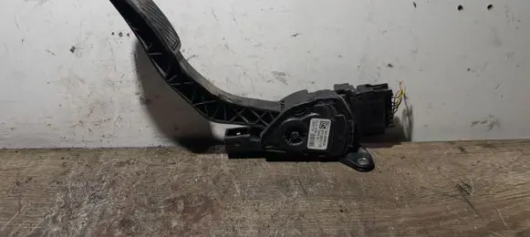 Ford Fiesta Accelerator throttle pedal 6PV00951700