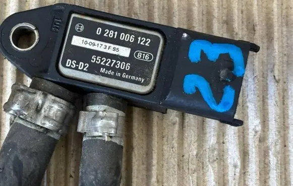 Fiat Doblo Air pressure sensor 0281006122 55227306
