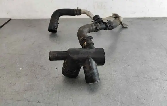 Jaguar XF X260 Engine coolant pipe/hose T2H34925 T2H17997