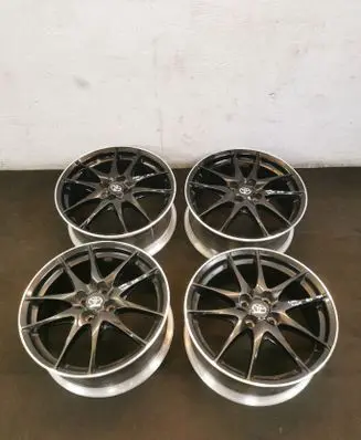 Toyota Yaris R17 alloy rim 