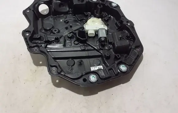 BMW i5 G60 Rear window lifting mechanism without motor 5A08A84