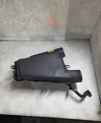 Mercedes-Benz GL X166 Air filter box A2780903101 A2780940004