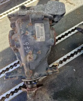 BMW 1 F20 F21 Rear differential 7605587