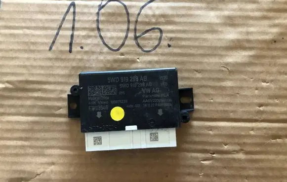 Volkswagen Golf VIII Parking PDC control unit/module 5WD919298AB 5M0919298AB