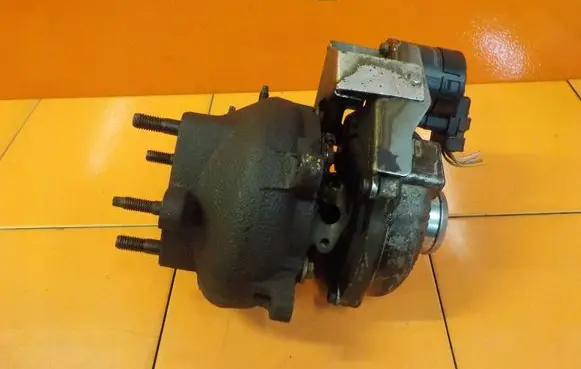 Land Rover Discovery 3 - LR3 Turbo 4H2Q6K682CH