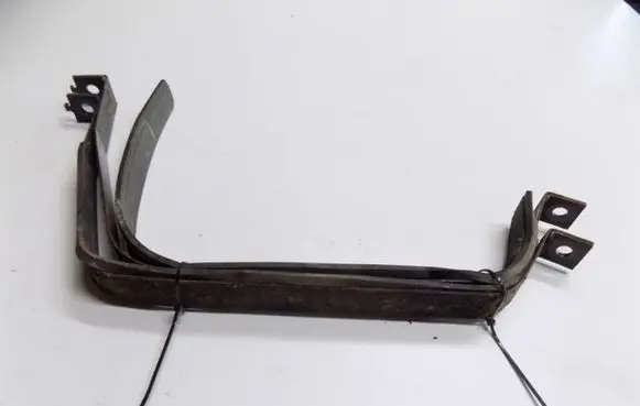 Suzuki SX4 S-Cross Fuel tank mounting bracket 4gfhstrg00zc5e