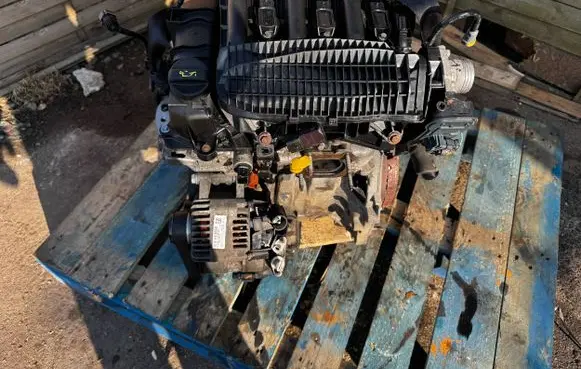 Peugeot 208 Engine 10b206 hm01 hmz