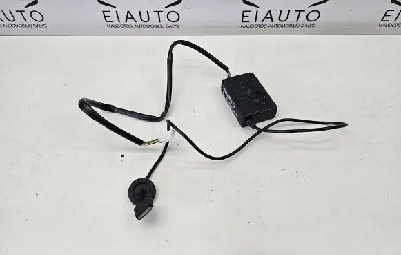 Toyota Auris 150 Phone control unit/module PZ47300261 EAC000018669