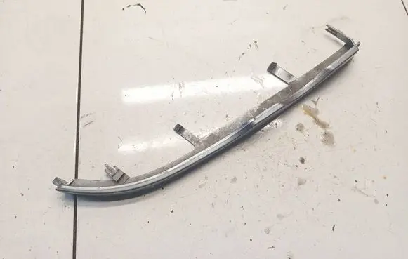 BMW 3 E46 Under headlight/headlamp trim 51138208678