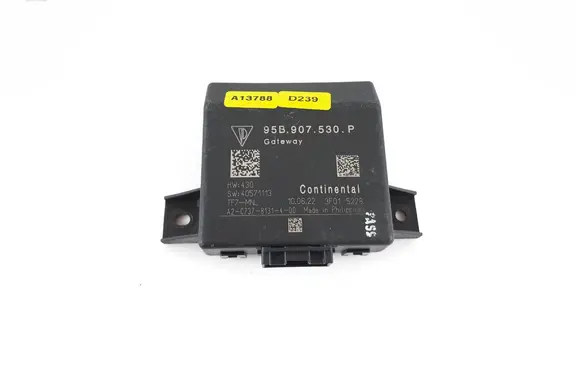 Porsche Macan (95B) Gateway control module 95B907530P 95B907530