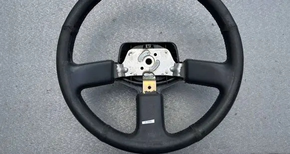 Isuzu Trooper Steering wheel