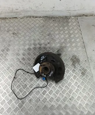 Mercedes-Benz A W176 Rear wheel hub spindle/knuckle 2460406