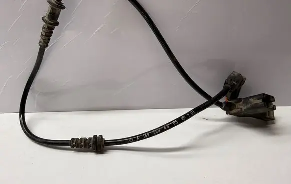 Mercedes-Benz B W245 ABS brake wheel speed sensor A1615404005