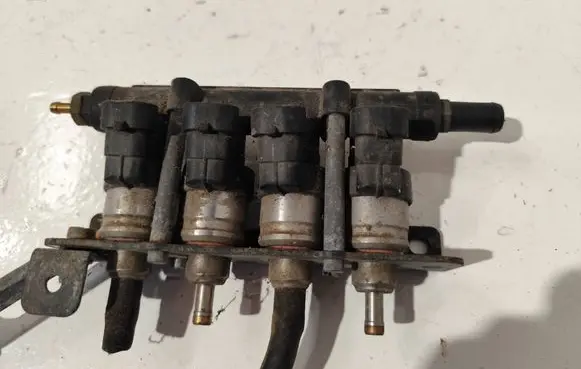 Mazda 5 LP gas injectors set 67R018502 110R018503