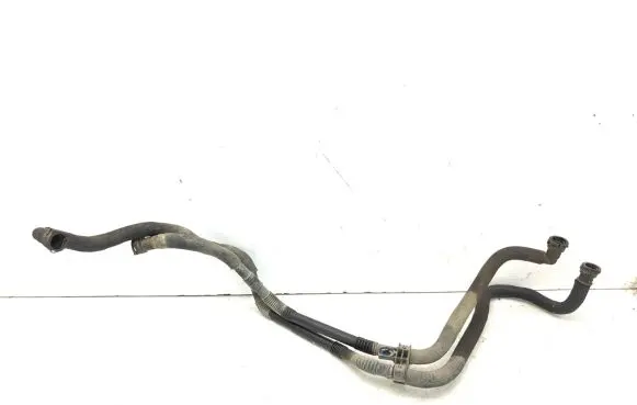 Peugeot 508 RXH Hybrid/electric vehicle battery cooling hoses/tubes 