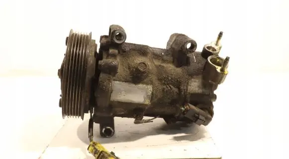 Peugeot 308 Air conditioning (A/C) compressor (pump) 1351