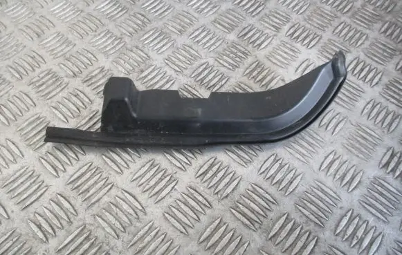 Peugeot 5008 Rear/tail light trim molding 9685603480