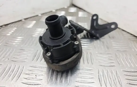 Volkswagen e-Golf Electric auxiliary coolant/water pump 5G0965567 0392023209