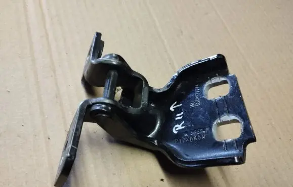 Jeep Grand Cherokee (WK) Rear door upper hinge 55394222AA
