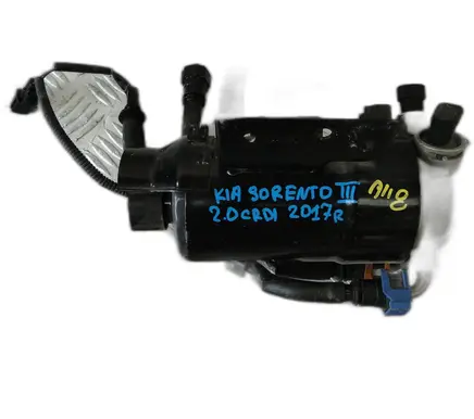 KIA Sorento Fuel filter housing 