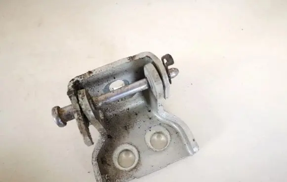 Peugeot Partner Front door upper hinge