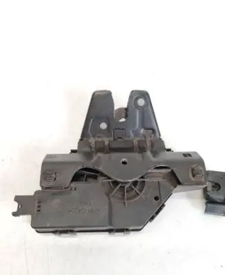 BMW 7 E65 E66 Tailgate lock latch CZ05109 18196401