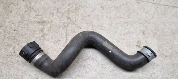 Mercedes-Benz GLE (W166 - C292) Engine coolant pipe/hose a1665000575
