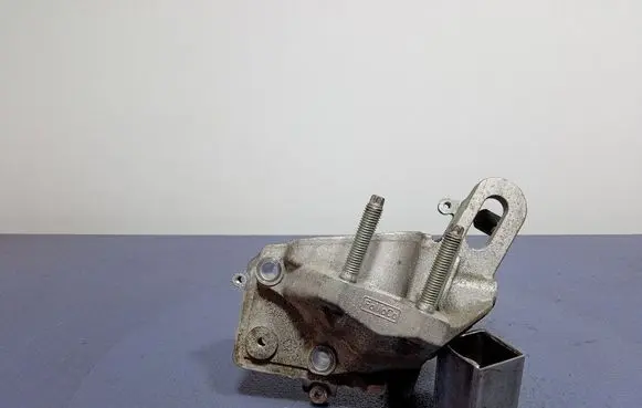 Ford Focus ST Engine mount vacuum valve 