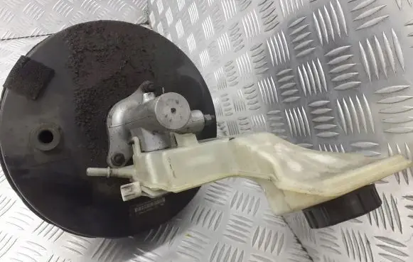Mazda 3 I Brake booster 7863-5700