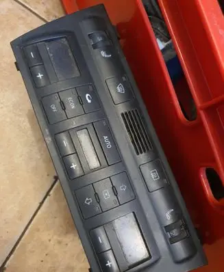 Audi A6 S6 C5 4B Climate control unit 4B0820043AH D650000 5HB00760424