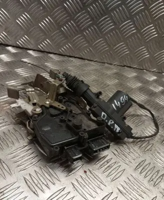 Peugeot 605 Front door lock