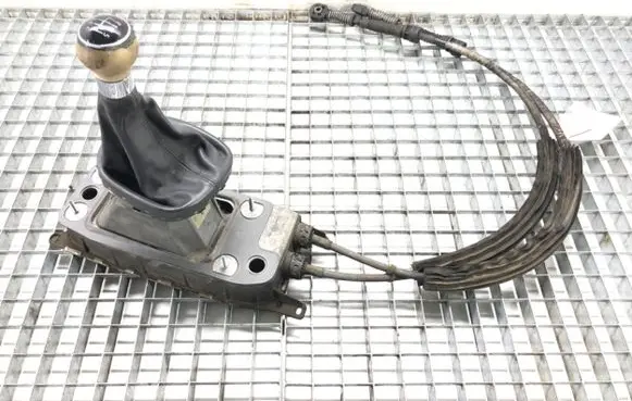 Volkswagen Touran I Gear shift rod 1T0711049M