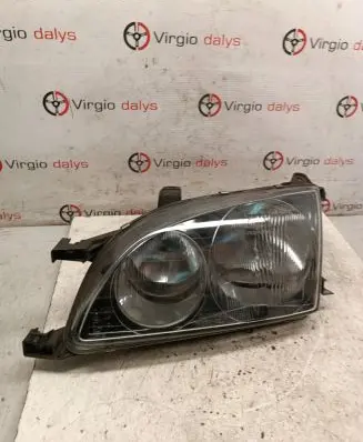 Toyota Avensis Verso Headlight/headlamp Mty511g2l1 Mty511h031