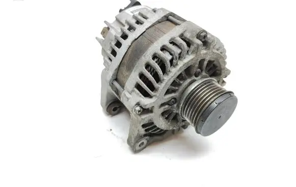 Renault Megane IV Generator/alternator 231009036R