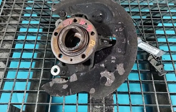 Citroen C4 Grand Picasso Front wheel hub spindle knuckle IMPRK1518183