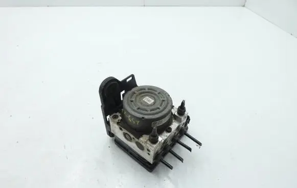 Volkswagen Golf VII ABS Pump 5Q0907379S 5Q0614517R 50614517R