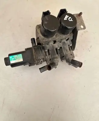 Audi A8 S8 D3 4E Coolant heater control valve 4E0959617A 1137200070