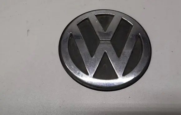 Volkswagen II LT Manufacturer badge logo/emblem 2D1853601