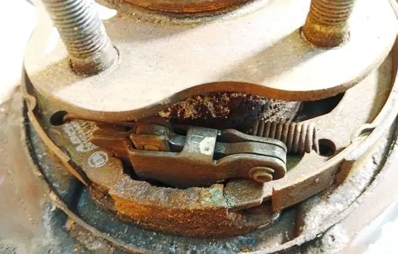 Nissan X-Trail T30 Handbrake/parking brake pads 